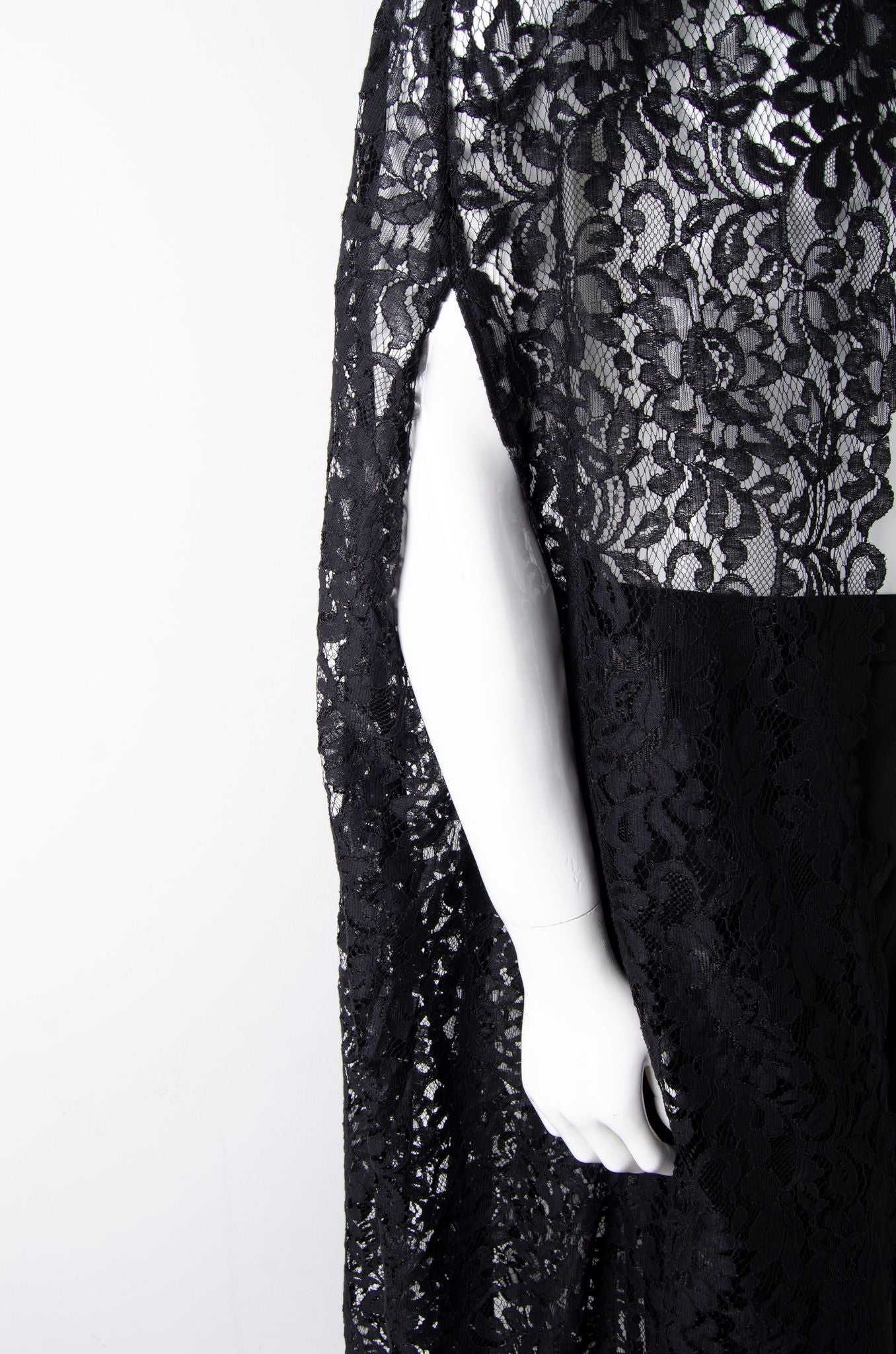 Lace Cape - ZAID FAROUKI