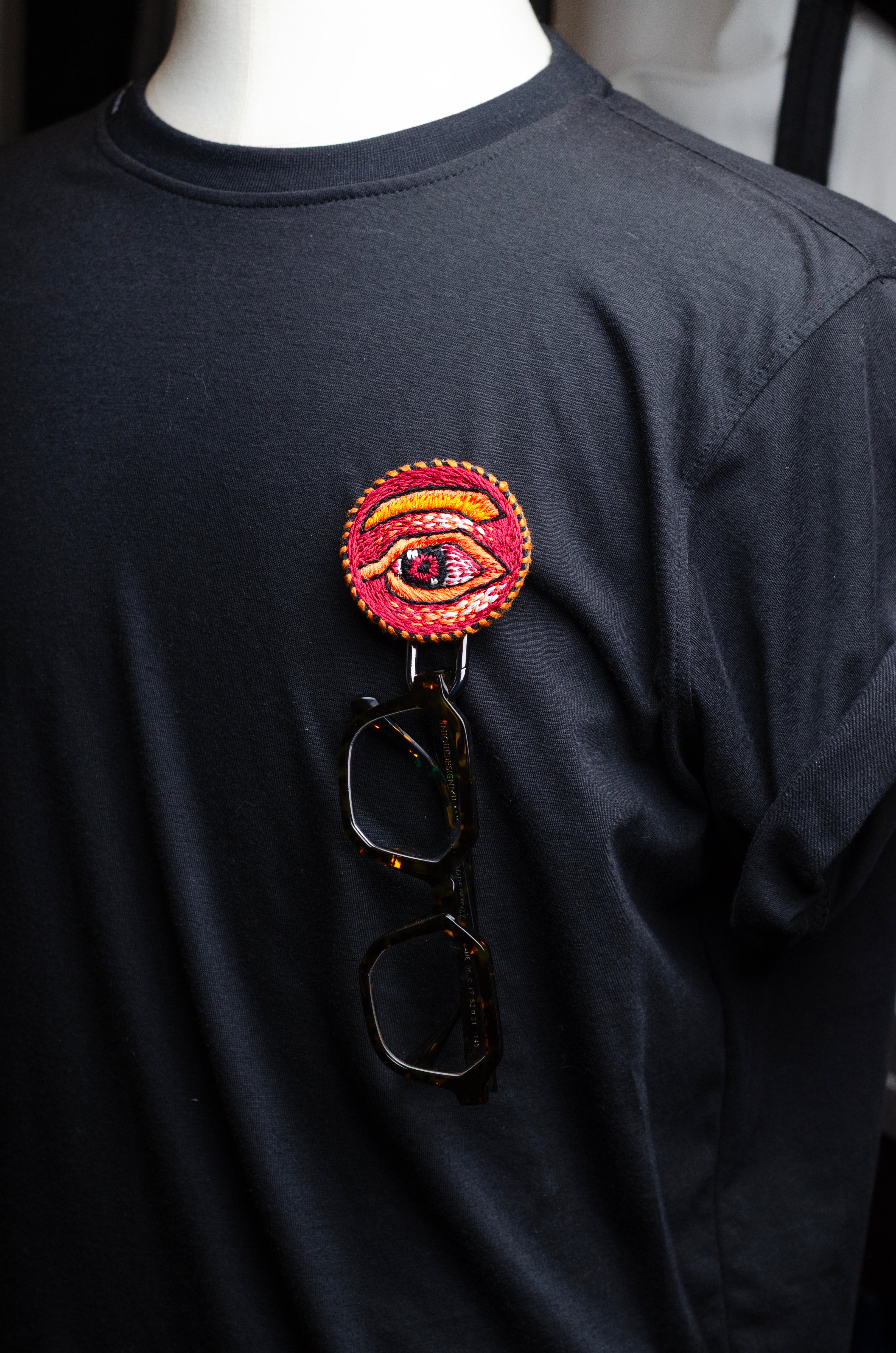 NAZRA | نظرة — The Eyewear Brooch